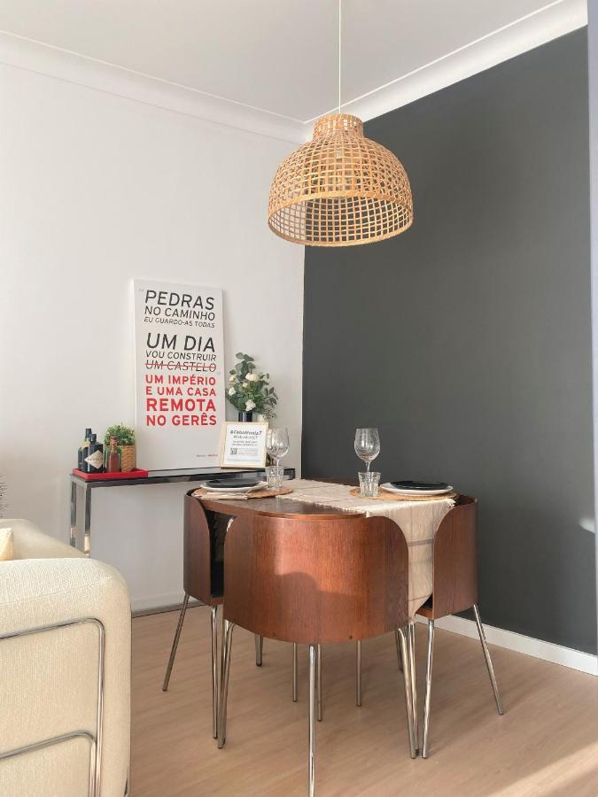 Lisbon, Renovated T2 Apartment Portas De Benfica Amadora Extérieur photo