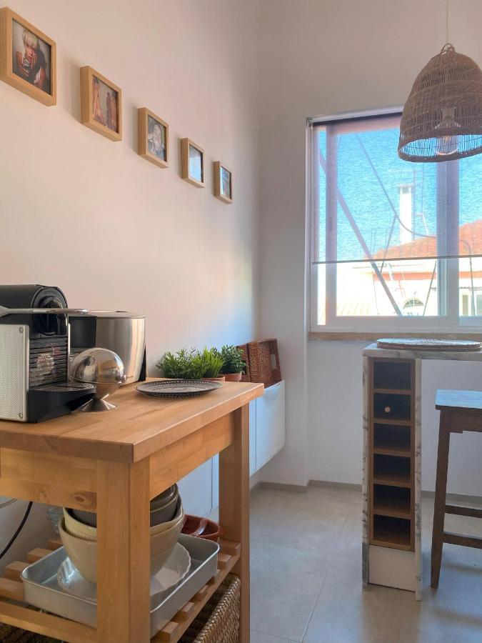 Lisbon, Renovated T2 Apartment Portas De Benfica Amadora Extérieur photo