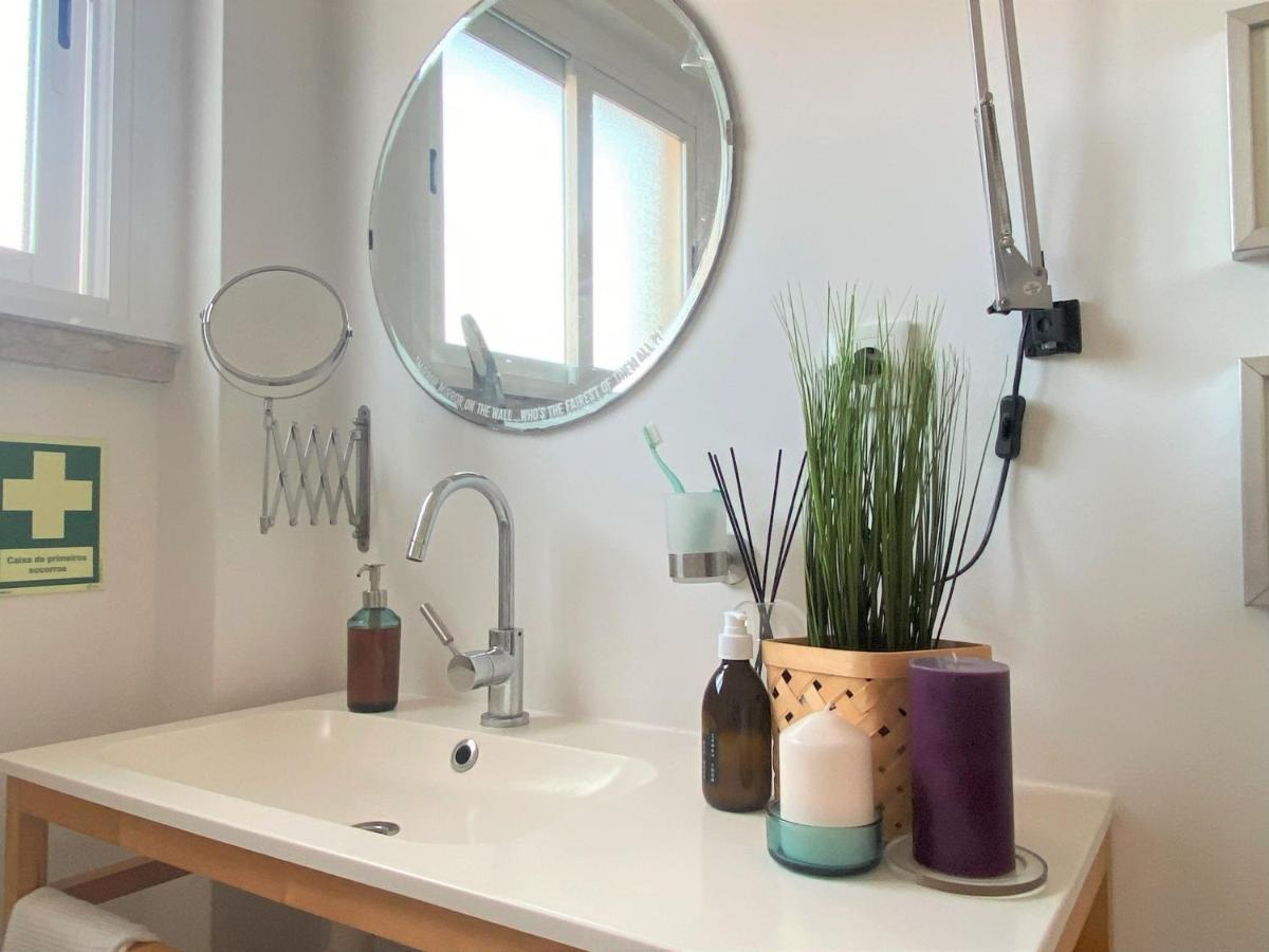 Lisbon, Renovated T2 Apartment Portas De Benfica Amadora Extérieur photo